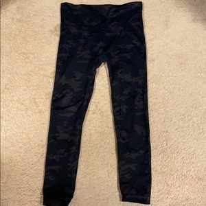 Spanx black camo leggings